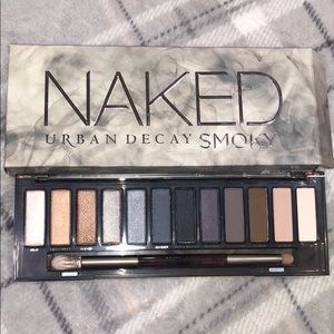 Urban decay NAKED smoky palette